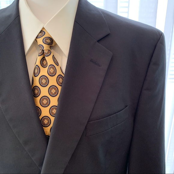 Joseph A Banks Other - Joseph A Banks dark navy blue suit. Size 43R.